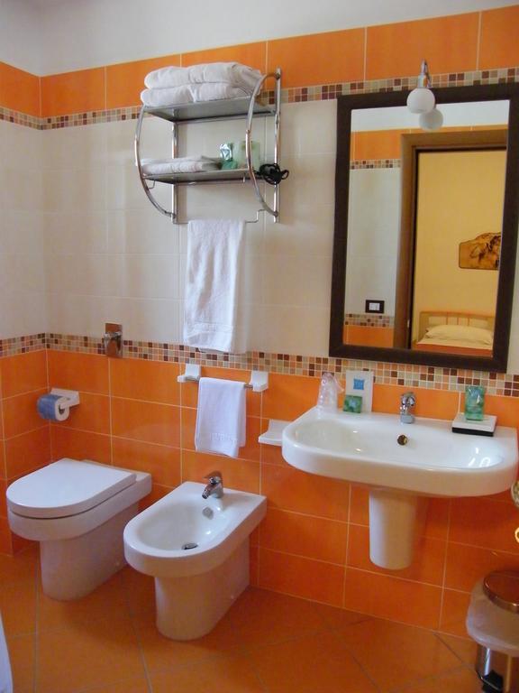 Hotel Oasi del Sud Pozzallo Camera foto